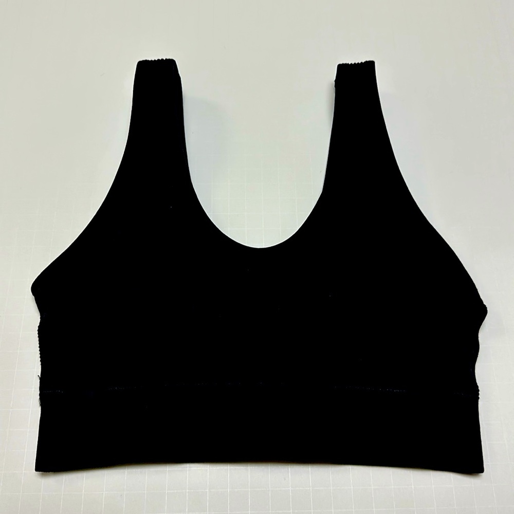 Aerie by American Eagle  Black Ribbed Sports Bra